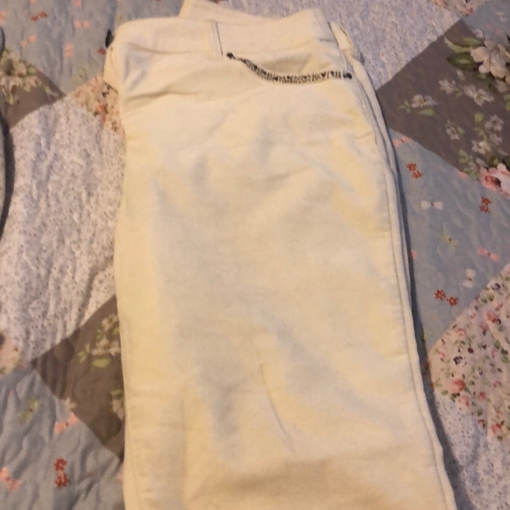 White sued pants skinny embroidered edges